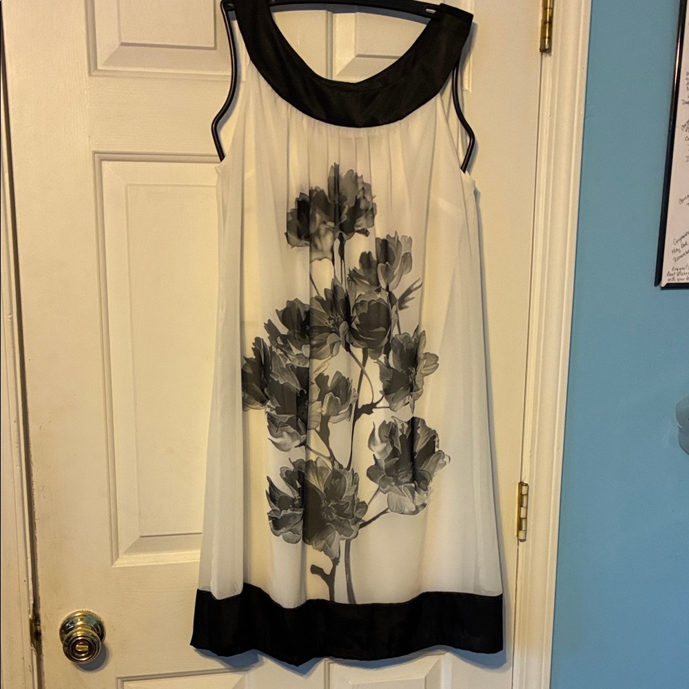 Connected Apparel Black and White Floral Mini Dress
